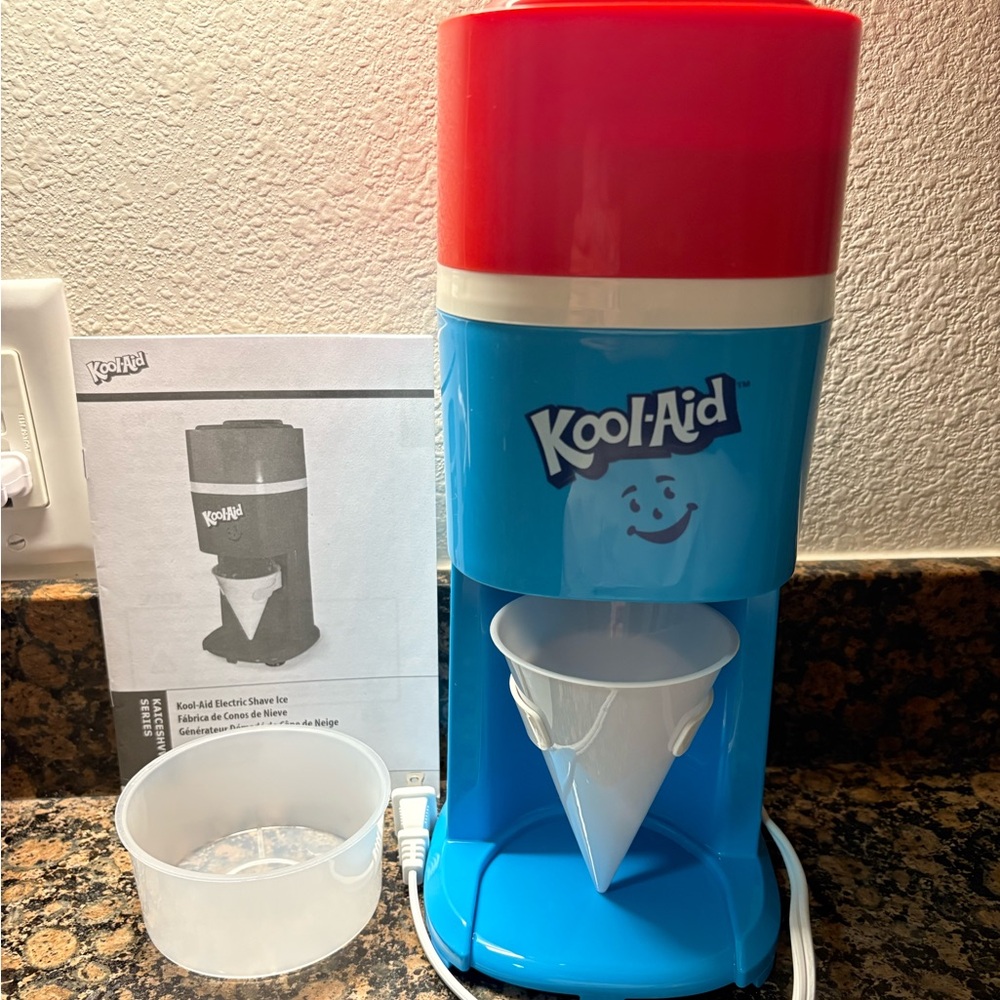 Kool-Aid Electric Shaved Ice Maker Like New